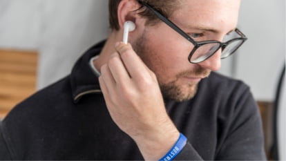 Earbuds